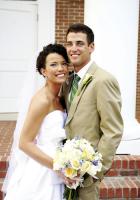 <p>
Ashley Glasgow and Michael Langley August 20, 2011</p>
