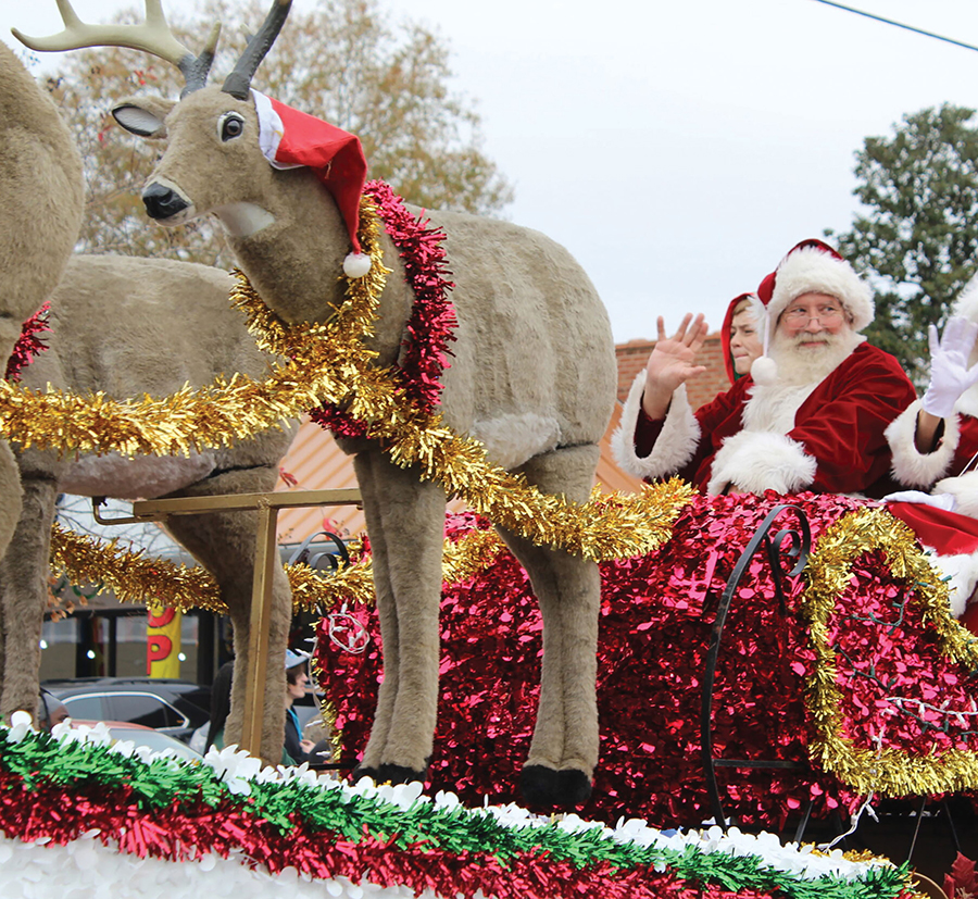 Conway Sc Christmas Parade 2025 - Bili Mariya