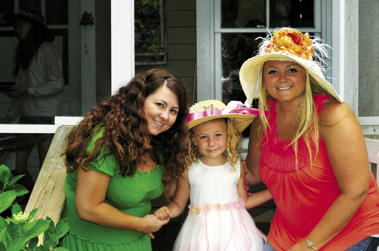 Karen and Ainsley McCrummen with Summer Mueller