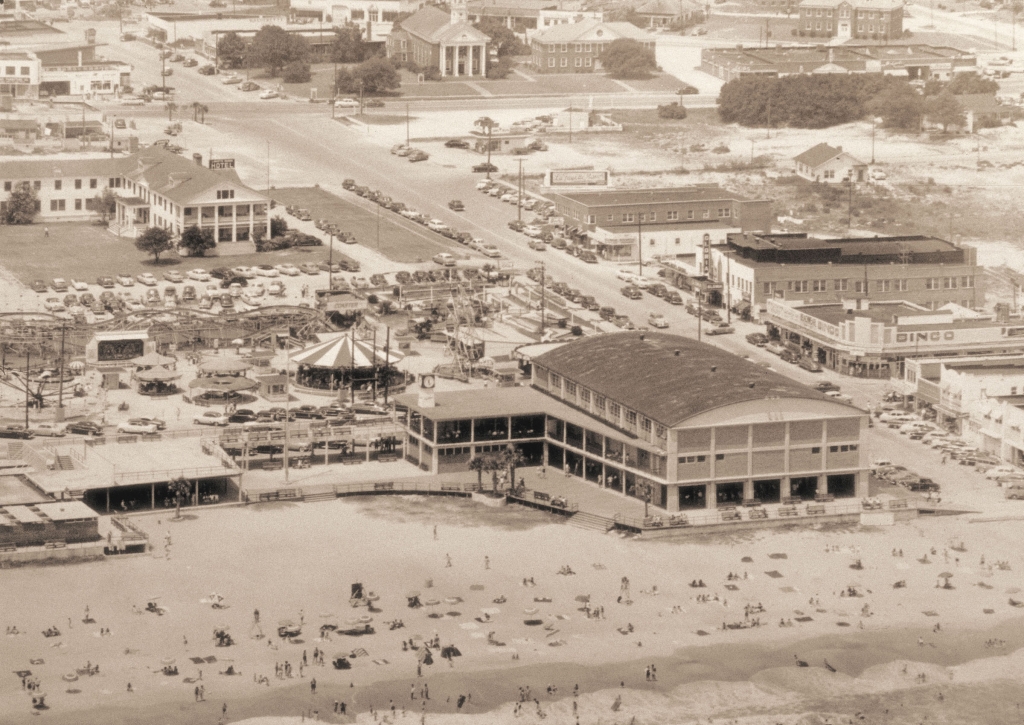 An aerial photo of the Myrtle Beach Pavilion in 1948.