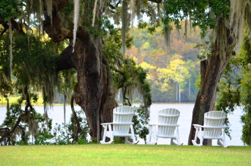 Austin Bond, &quot;Lowcountry Lifestyle&quot;