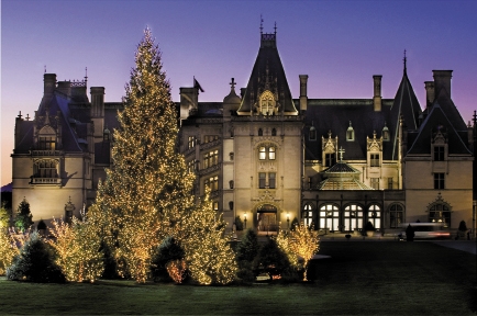 Light the Night: Candlelight Christmas Evenings is Biltmore’s nighttime experience.