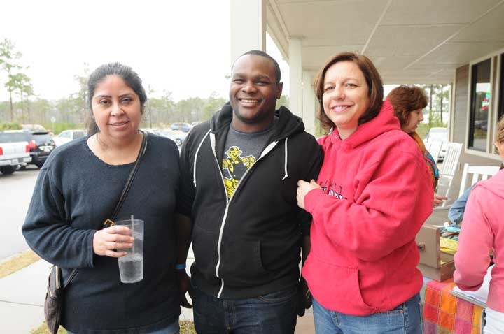 Gladys Velasco, T J Nelson,Vicki Levy