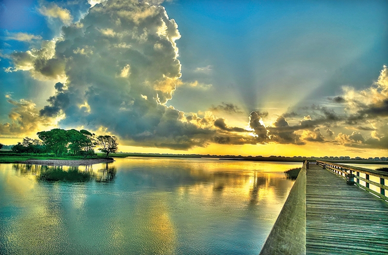 Ed Roberts &quot;Veterans Pier Sunrise&quot;