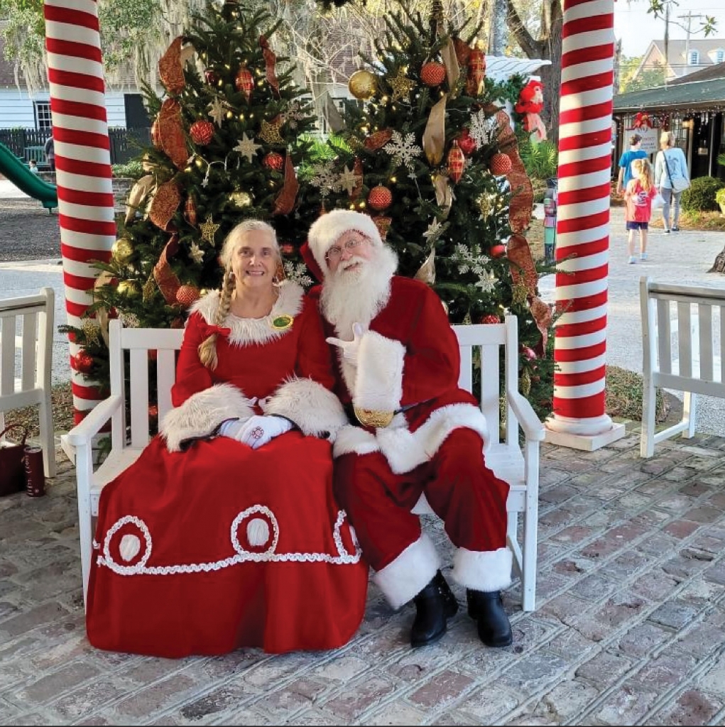 Santa Harry with Mrs. Claus, Susan Vernon Woodbury, at the Original Hammock Shops.