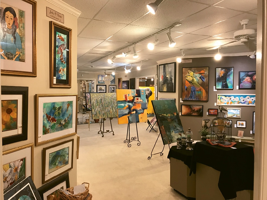 The Sunset River Marketplace is filled with fine art, folk art and classrooms.