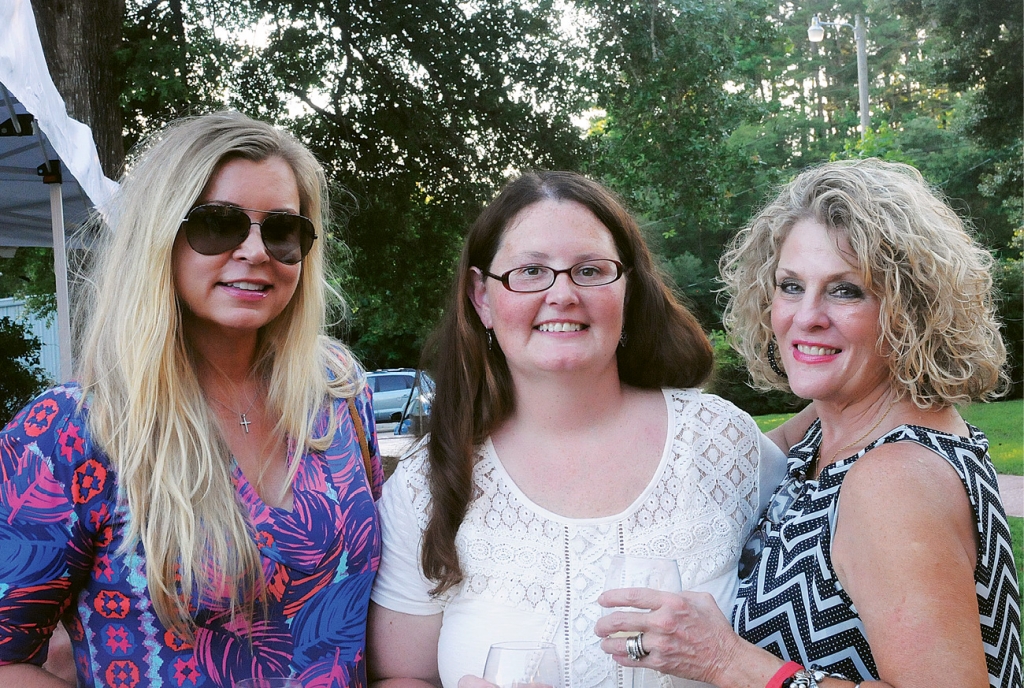 Betsey Hinson, Tina Hunter and Robyn Cain