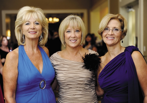 Linda Hardee, Leslie Elliott and Joyce Thomas