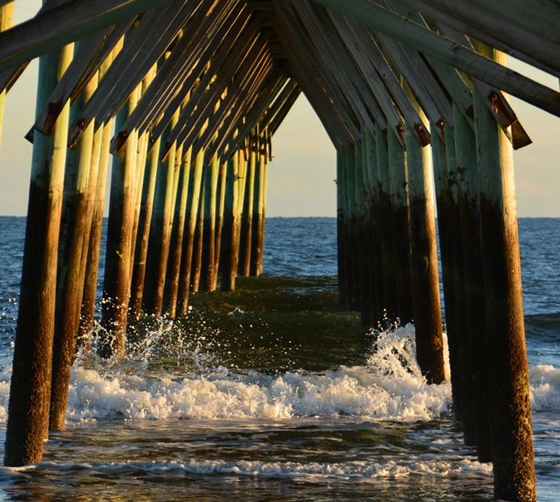 Leslie Nolan, &quot;Under the Pier&quot;