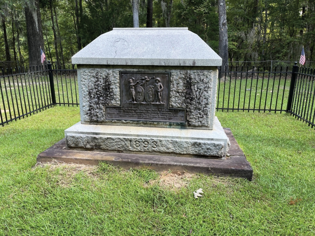 Marion&#039;s tomb near Pineville.