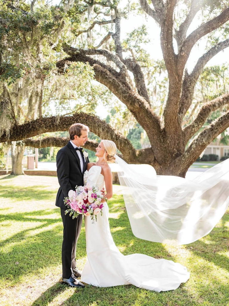 Southern Wedding Bells:  Heyward&#039;s dream was to get married in her hometown of Murrells Inlet -- and that she did -- with a romantic, Lowcountry theme.