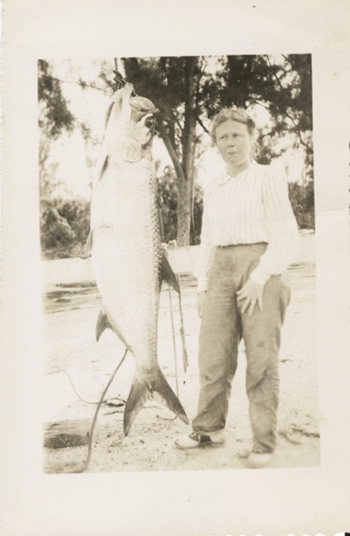 Cappy and Dinks with tarpons in Marathon, Florida, in the 1950s.