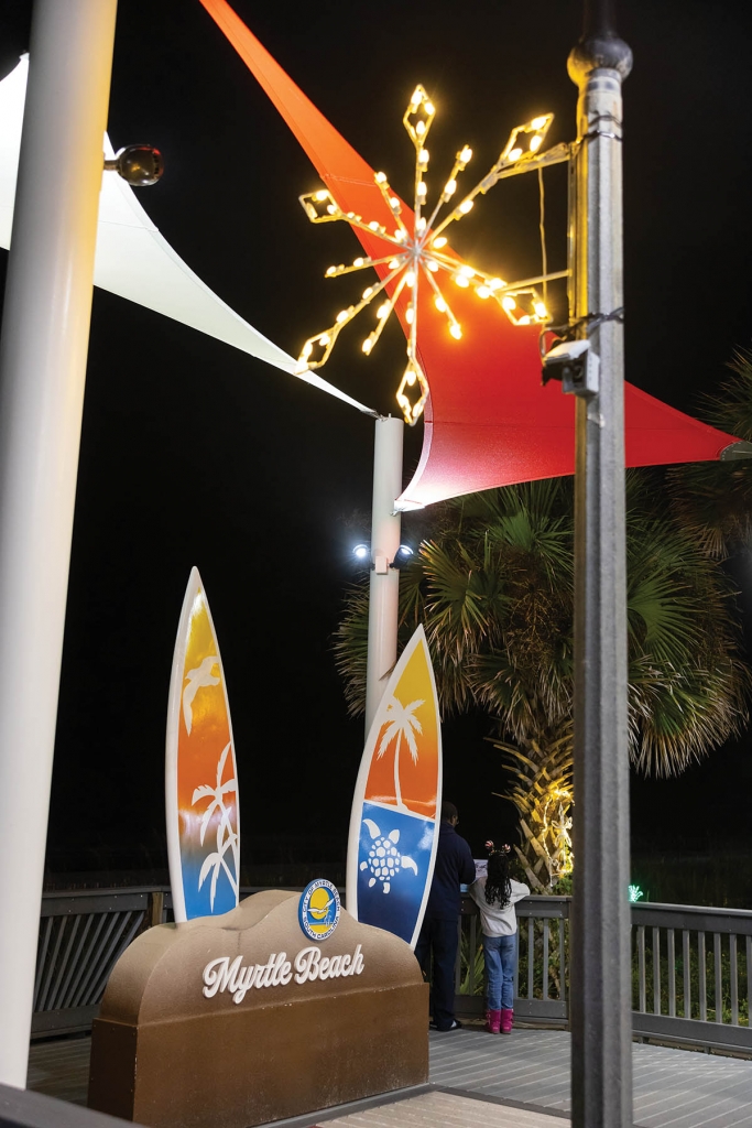 Boardwalk holiday lights