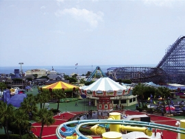 The Pavilion Amusement Park used to occupy the grounds where the country music festival was held.